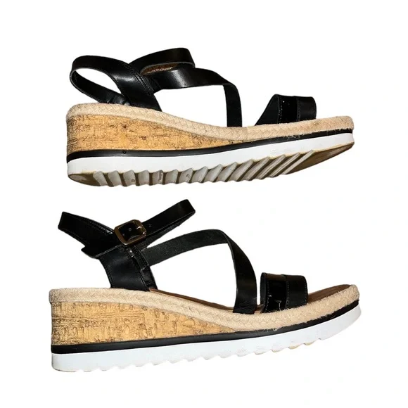 ❤️❤️ Coach and Four Banno Wedge Sandal ❤️❤️ - Picture 1 of 6